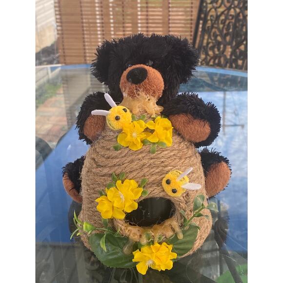 DIY Bear Beehive Craft Kit - Create Your Own Adorable Bear & Beehive Decoration - Picture 10 of 12